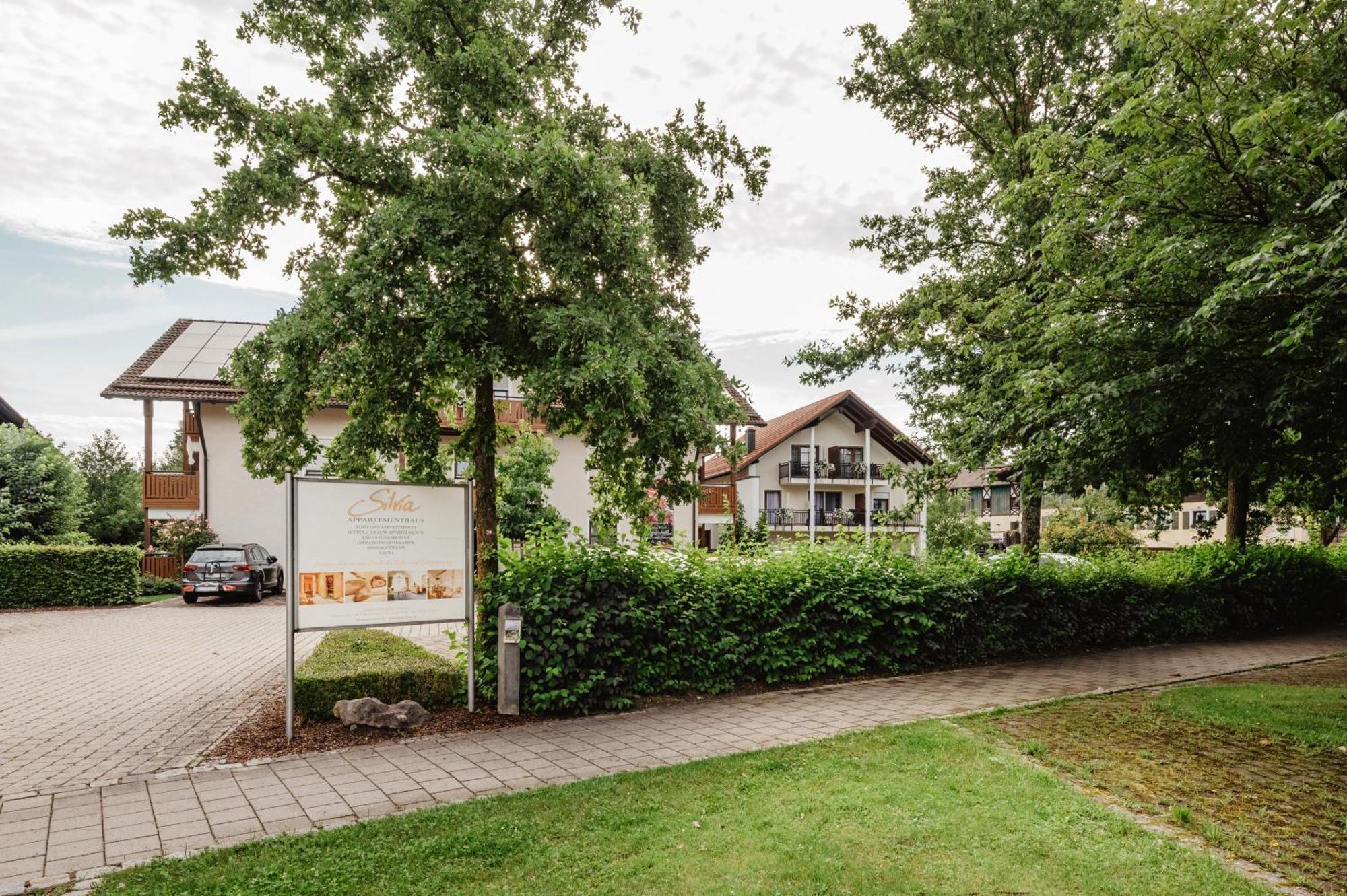 Appartementhaus Silvia บาดฟึสซิง ภายนอก รูปภาพ