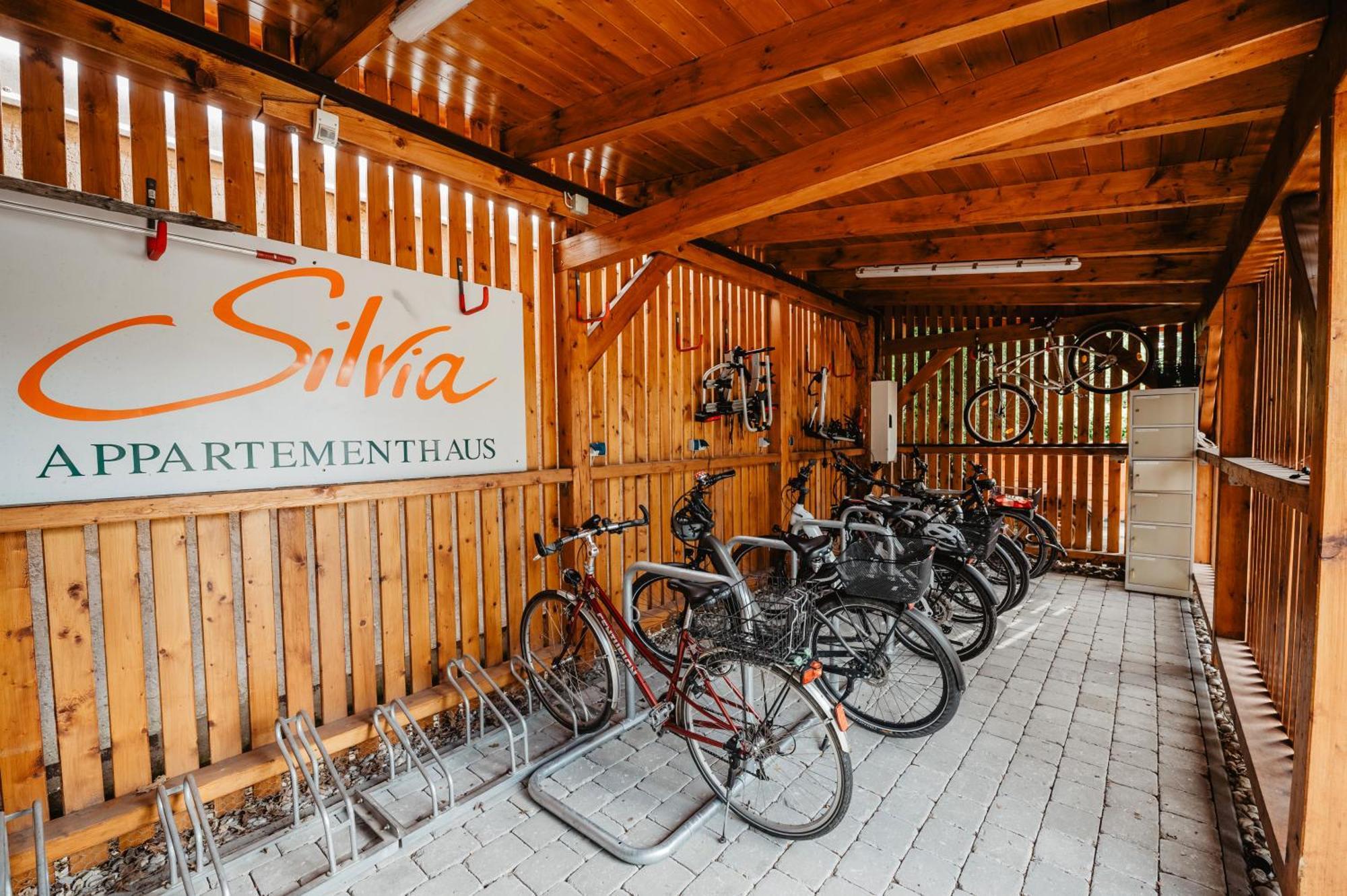 Appartementhaus Silvia บาดฟึสซิง ภายนอก รูปภาพ