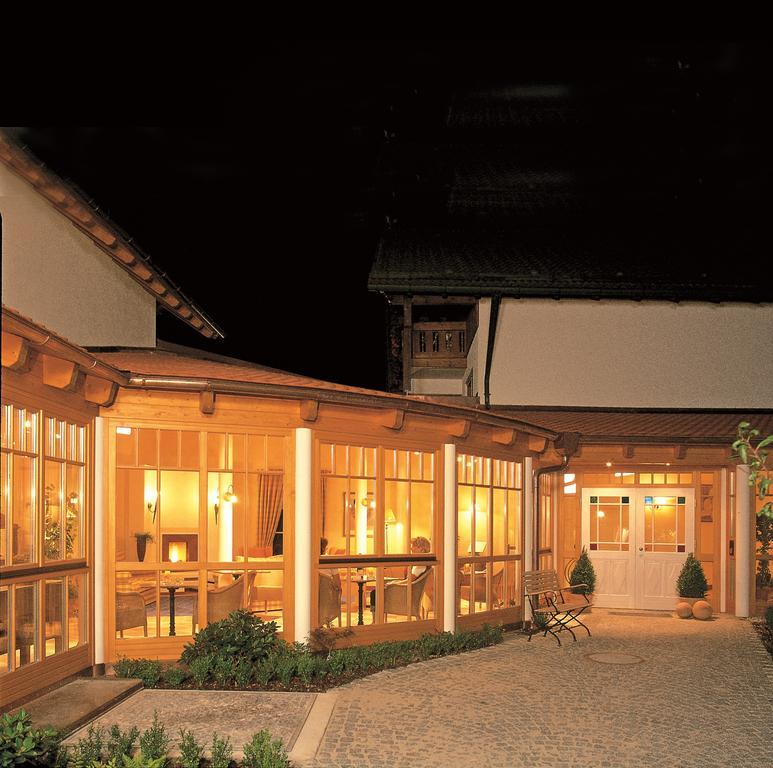 Appartementhaus Silvia บาดฟึสซิง ภายนอก รูปภาพ